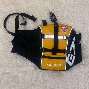 Life vest for a dog EZYDOG reflective adjustable straps new never used MXS